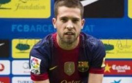 Video La Liga: Jordi Alba ra mặt khán giả tại sân Camp Nou