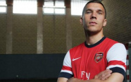 Wenger sẵn sàng bán Van Persie từ khi có Poldi...