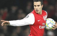 Juve dẫn đầu cuộc đua giành Robin van Persie: Cơ hội vàng đấy, Juve!
