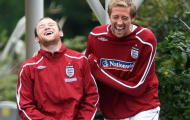 Peter Crouch đầu tư 3000 bảng rủ Rooney làm ca sĩ