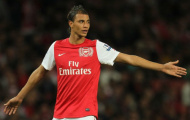 Fiorentina chê lương của Chamakh quá cao