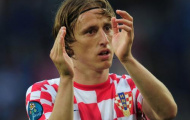 Hậu vệ Real chào mời Modric