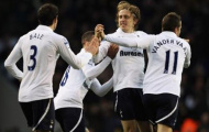 Sắp mất Modric, Andre Villas Boas trông cậy hết vào Van der Vaart