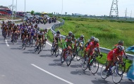 Cuộc đua xe đạp 'Về Trường Sơn 2012' Chặng 2: Nỗi ám ảnh mang tên Quốc Lộ 1A