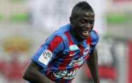 Man City dùng tiền 'câu' Niang khỏi tay Arsenal
