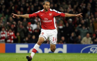Arsenal lo sốt vó trước nguy cơ mất Theo Walcott