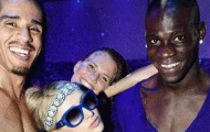 Balotelli thác loạn cùng Paris Hilton