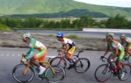 Chặng 4 Cuộc đua xe đạp “Về Trường Sơn – 2012” : Qua đỉnh Đèo Ngang – Nguyễn Văn Cương một mình về đích một mình về đí