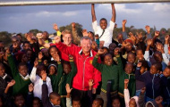 Sir Alex hát mừng sinh nhật cựu Tổng thống Nam Phi