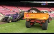 Video La Liga: Barca cải tạo lại mặt sân cỏ trước mùa giải mới
