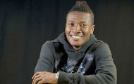 Asamoah Gyan “bùng” 100 nghìn bảng tiền từ thiện