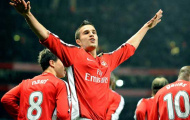 Arsenal không thể bị hủy hoại chỉ vì Van Persie