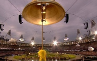 Video Olympic: Bradley Wiggins rung chuông khởi động buổi khai mạc