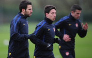 Arsenal: Van Persie đi vào 'vết xe đổ' Nasri và Fabregas