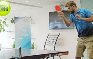 Trung vệ Pique chơi bóng bàn hay như bóng đá