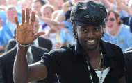 NÓNG: Tottenham sẽ có Adebayor trong 48 tiếng tới