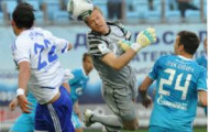 Video: Pha cứu thua tuyệt đỉnh của Vyacheslav Malafeev (Zenit) v Dynamo Moscow