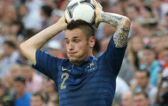 Newcastle nối lại đàm phán vụ Debuchy
