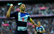 Đã đến lúc để Giggs ngồi dự bị?