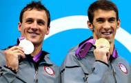Michael Phelps nguy cơ mất 38.000 USD thuế huy chương