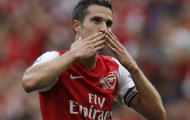 Vụ van Persie: Bâng khuâng đứng giữa... 3 dòng nước