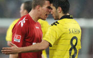 Video: Wenger có biết: Podolski từng đòi choảng Sahin