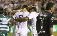 Chùm ảnh: Real may mắn chiến thắng trước Santos Laguna