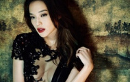 Thư Kỳ đọ độ quyến rũ cùng bản sao