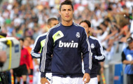NÓNG: Vượt Messi, Ronaldo giành giải Goal 50