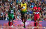 Bolt dễ dàng vượt qua vòng loại 200m