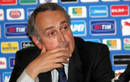 Lờ tin đồn, Abete khẳng định Prandelli là của Italia