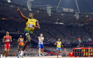 Usain Bolt 'rất giận' Carl Lewis