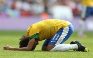 Brazil lại lỡ hẹn, Neymar khóc hận