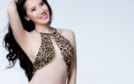 Chung Thục Quyên da trắng nõn nà