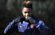 Lãnh đạo Barca bay đến London đón Alex Song?