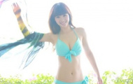 'Mướt mắt' ngắm Liễu Nham mặc bikini gợi cảm
