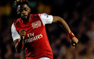 Alex Song đã chào tạm biệt các đồng đội ở Arsenal