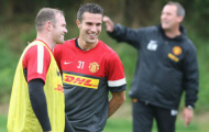 Để Van Persie tỏa sáng, Rooney phải hi sinh