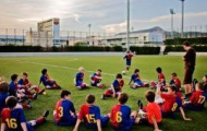 Video: Cuộc sống thường ngày của những học viên tại lò La Masia, Barcelona
