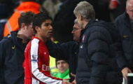 Việc bán Van Persie và Alex Song là sai lầm to lớn của Arsenal