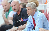 Hàng thủ Arsenal rắn chắc như đá nhờ Steve Bould