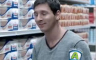 Messi bị nhầm lẫn thành một... VĐV bóng rổ