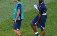 Pirlo muốn để tóc Mohican như Balotelli?