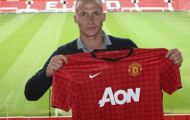 Alexander Buttner có thể thay thế Evra?