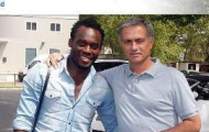 Video: Michael Essien hạnh phúc trong giây phút tái ngộ lại Jose Mourinho