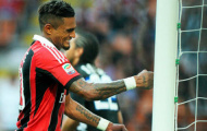 Boateng bị nứt xương bàn tay