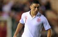 Câu chuyện: Oxlade-Chamberlain muốn vượt bóng cha
