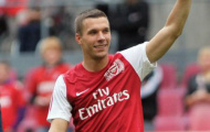 Podolski bắt đầu “kết” Cazorla