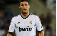 Ronaldo: Bên đời ta vẫn còn ai đó lạc loài