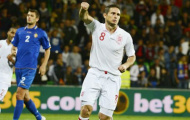 Lampard qua mặt Sir Hurst, Hodgson tâng bốc lên mây
